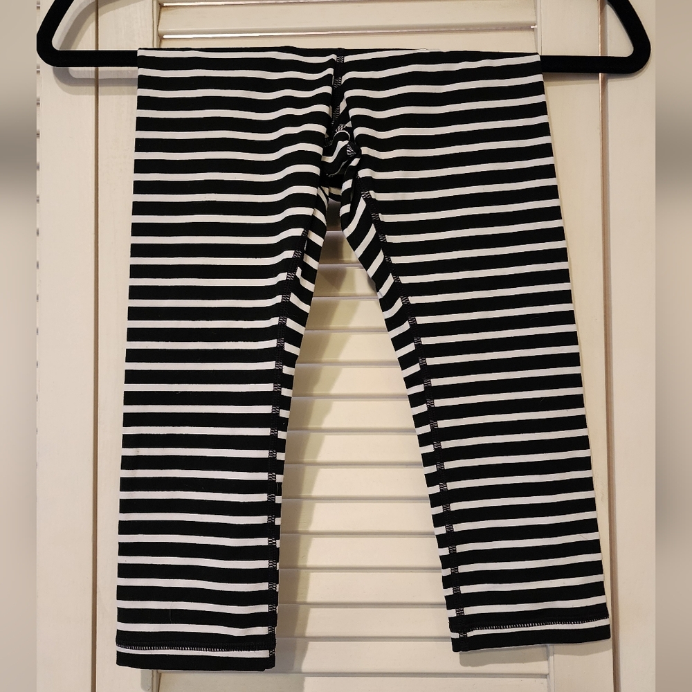 Athleta Girl Stipe Leggings Black and White